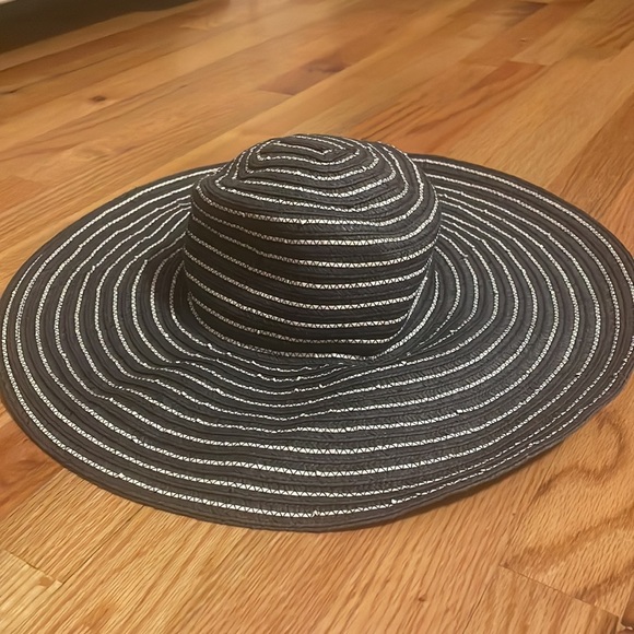 Talbots Blue/White Striped Floppy Sun Hat - Picture 3 of 4